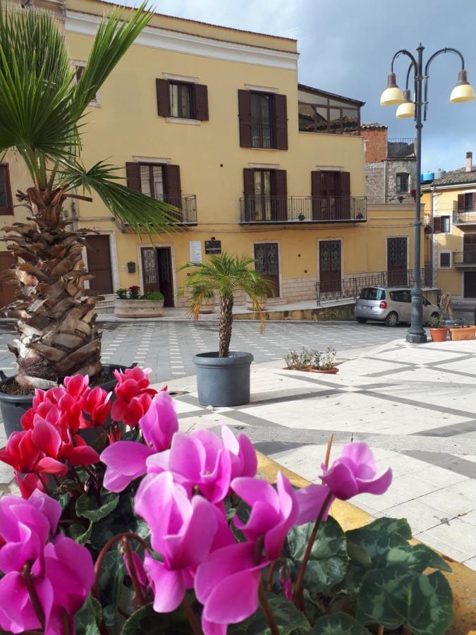 Casa Vacanza "La Chiazza Di Grutti" Grotte  المظهر الخارجي الصورة