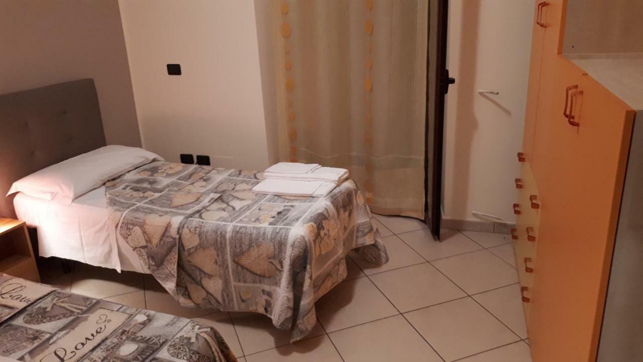 Casa Vacanza "La Chiazza Di Grutti" Grotte  المظهر الخارجي الصورة